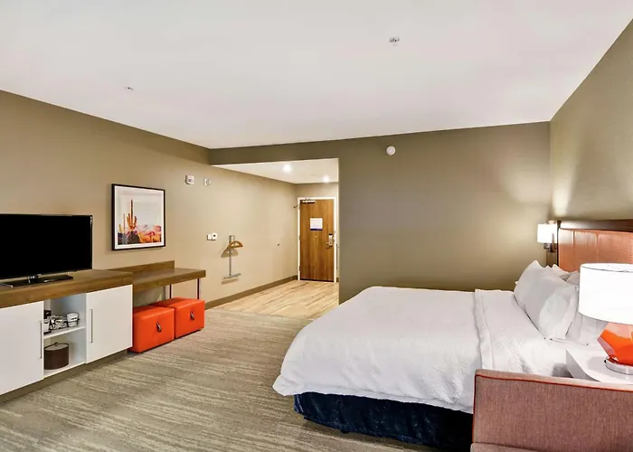 Hampton Tech Park 3*